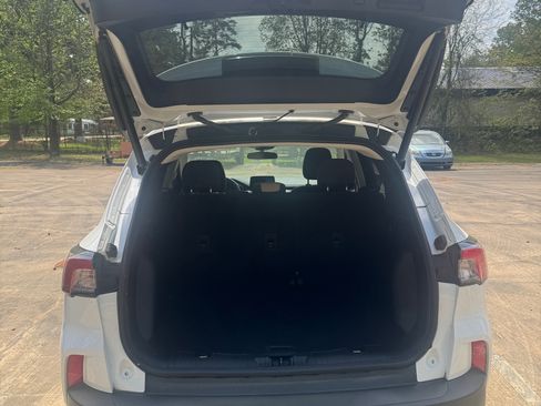 Used 2021 Ford Escape SE w/ Convenience Package image 8