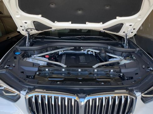 Used 2020 BMW X5 sDrive40i w/ Convenience Package image 12