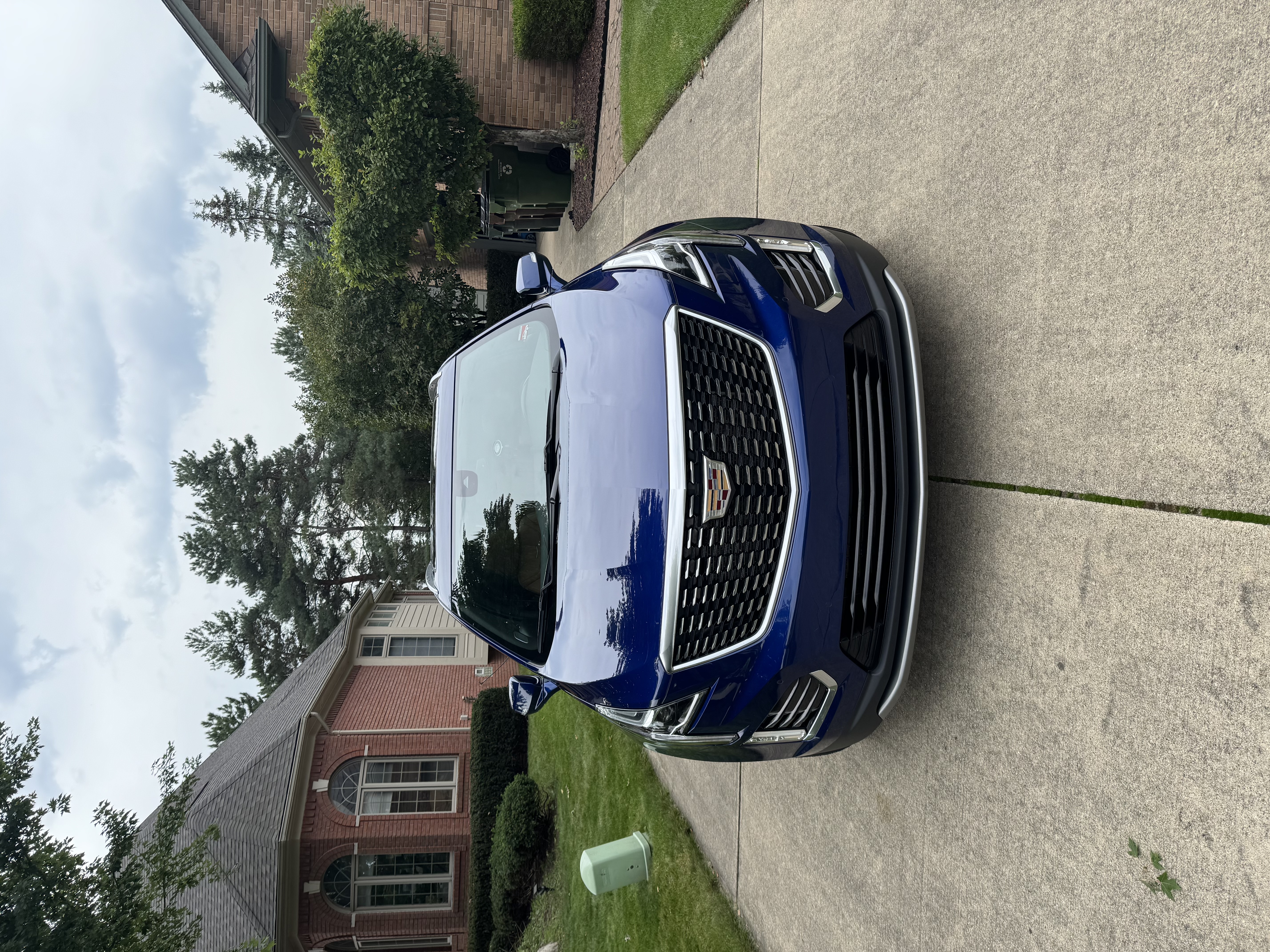 Used 2023 Cadillac XT5 Premium Luxury AWD/4WD image 1