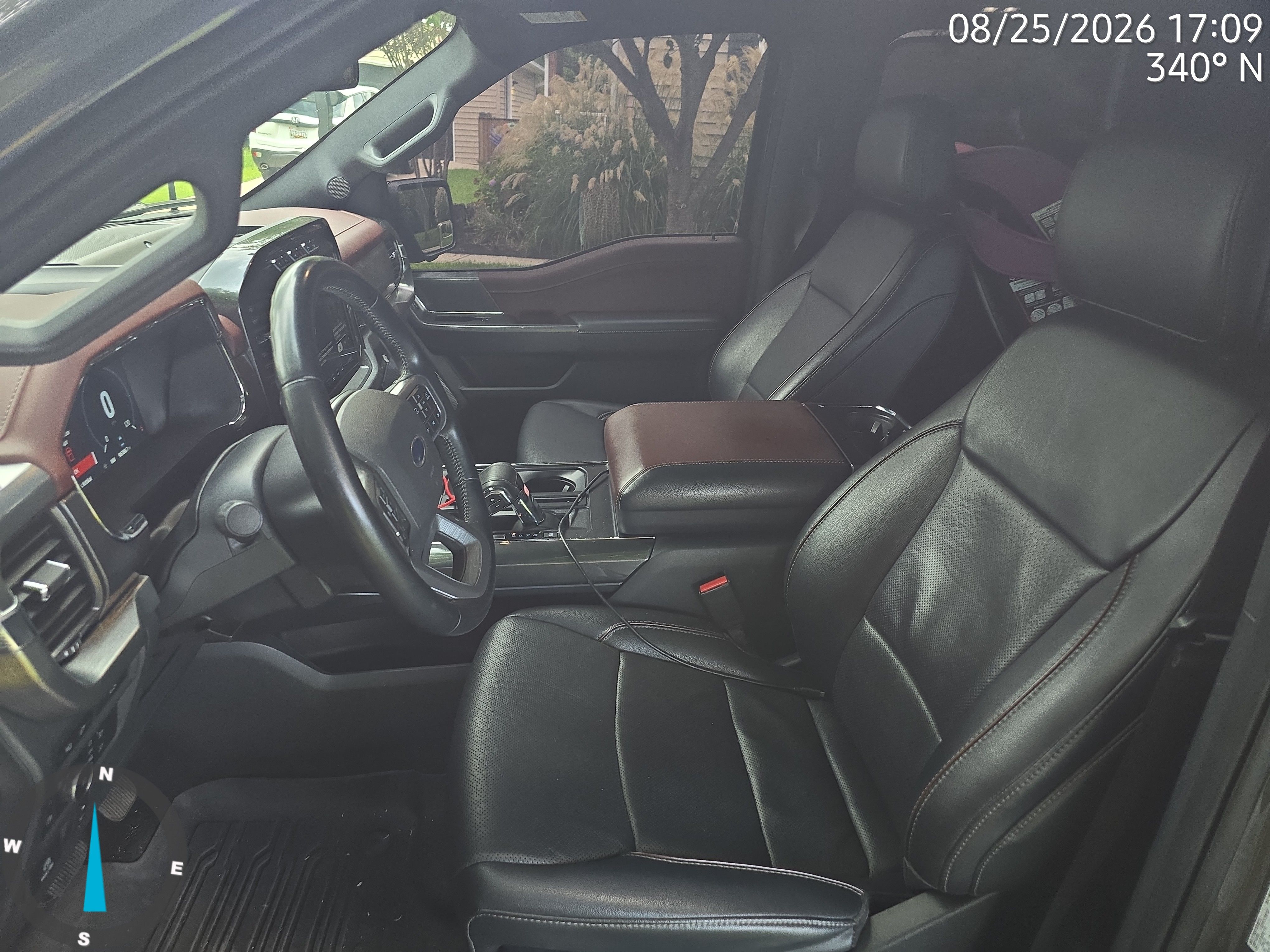 Used 2021 Ford F150 Lariat AWD/4WD image 8