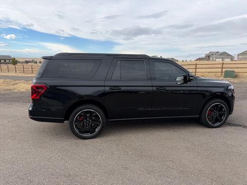 Used 2024 Ford Expedition Max Limited image 1
