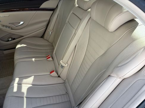 Used 2015 Mercedes-Benz S 550 4MATIC Sedan image 17