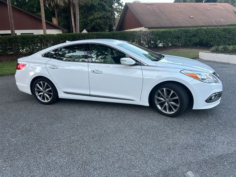 Used 2017 Hyundai Azera FWD image 2
