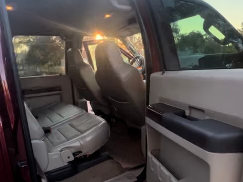 Used 2008 Ford F350 Lariat image 8