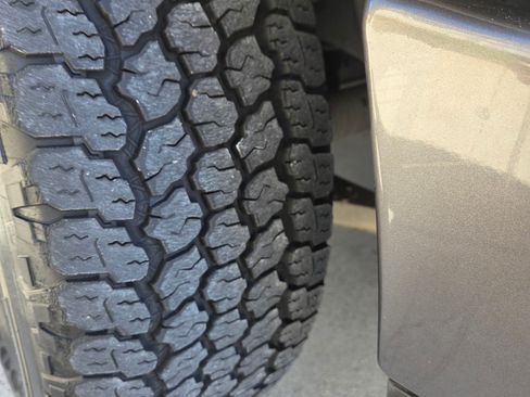 Used 2005 Ford F150 FX4 image 5