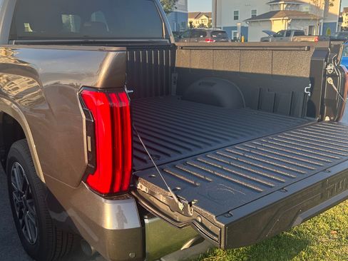 Used 2026 Toyota Tundra Limited AWD/4WD image 2