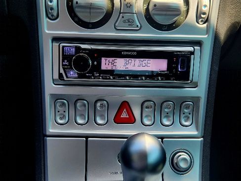 Used 2005 Chrysler Crossfire SRT-6 image 10