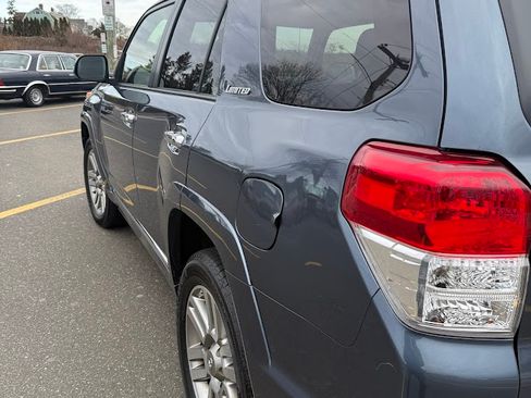 Used 2012 Toyota 4Runner Limited image 9