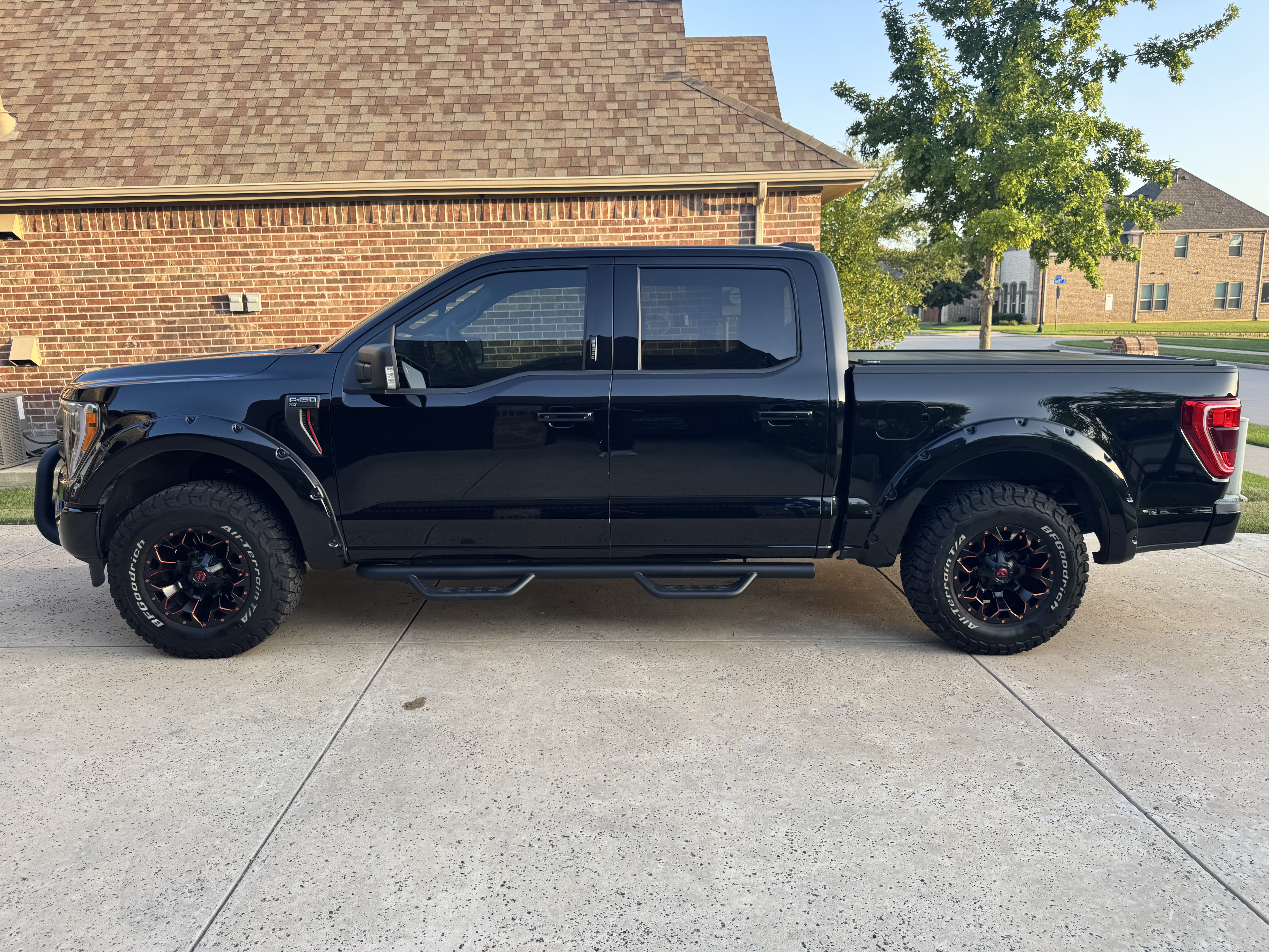 Used 2022 Ford F150 XLT w/ Equipment Group 302A High RWD image 9