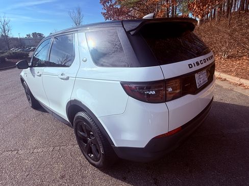 Used 2020 Land Rover Discovery Sport S image 5