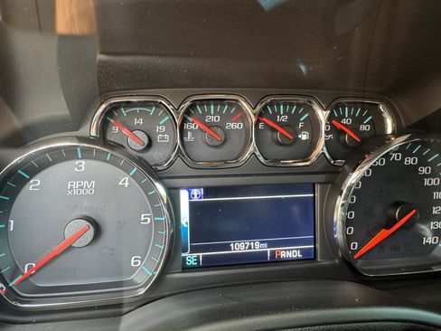 Used 2019 GMC Yukon XL SLT w/ Open Road Package RWD image 12