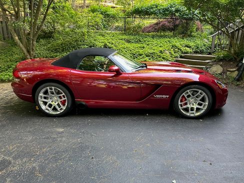 Used 2008 Dodge Viper SRT-10 image 10