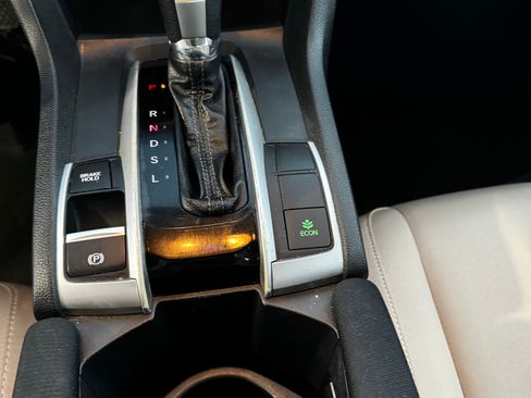 Used 2017 Honda Civic EX image 17
