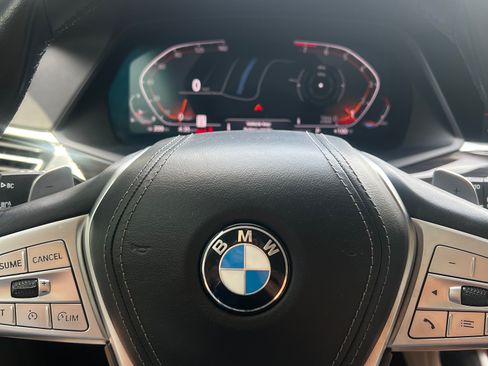 Used 2020 BMW X7 xDrive40i w/ Luxury Seating Package AWD/4WD image 11