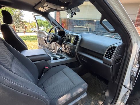 Used 2017 Ford F150 XLT w/ Equipment Group 302A Luxury AWD/4WD image 20