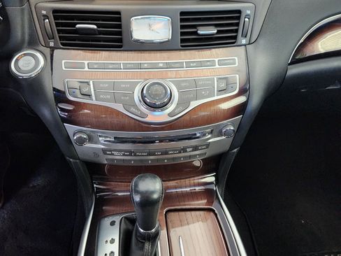 Used 2012 INFINITI M56 x w/ Deluxe Touring Pkg AWD/4WD image 11