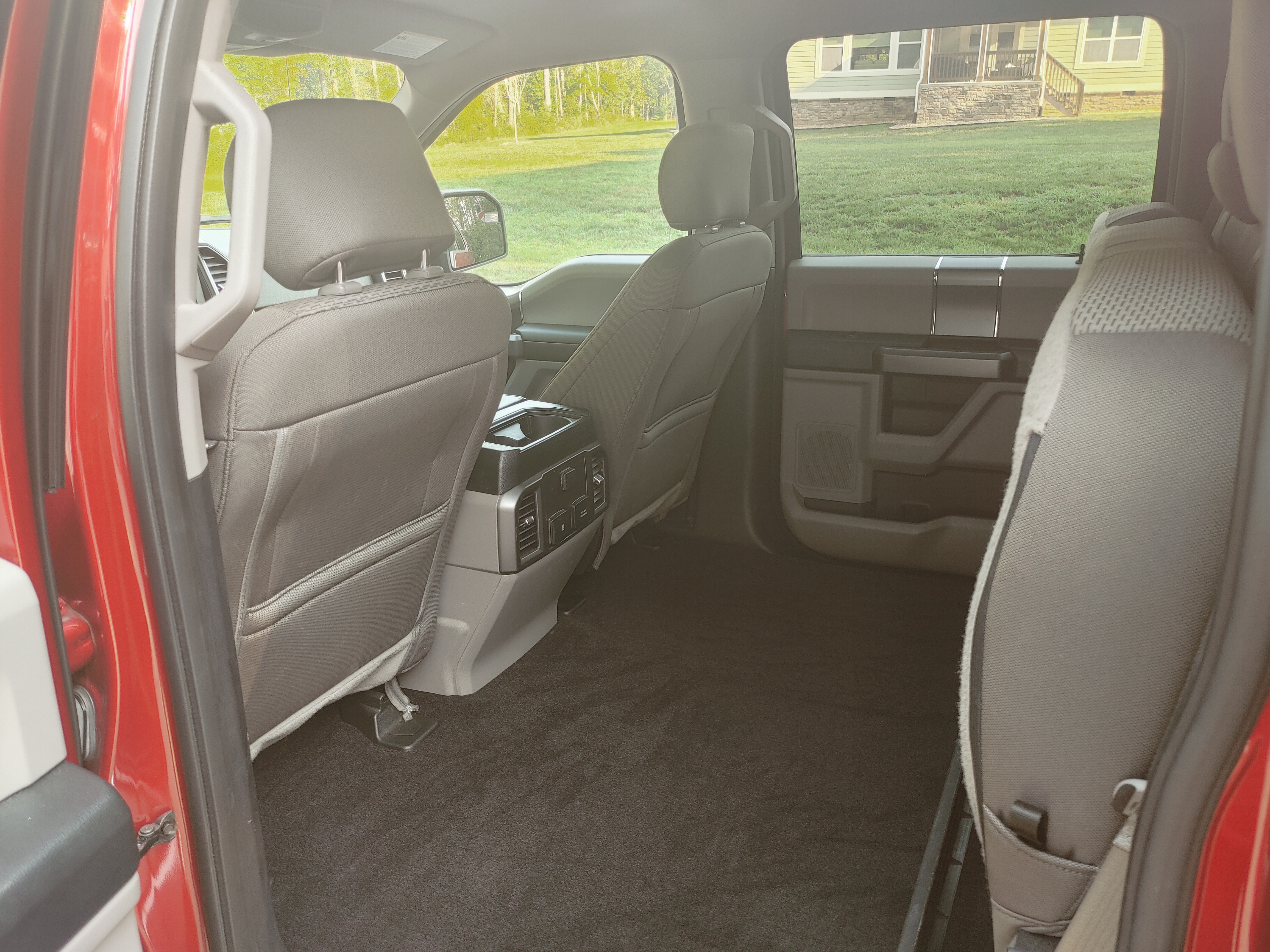 Used 2019 Ford F150 XLT w/ Equipment Group 302A Luxury AWD/4WD image 27