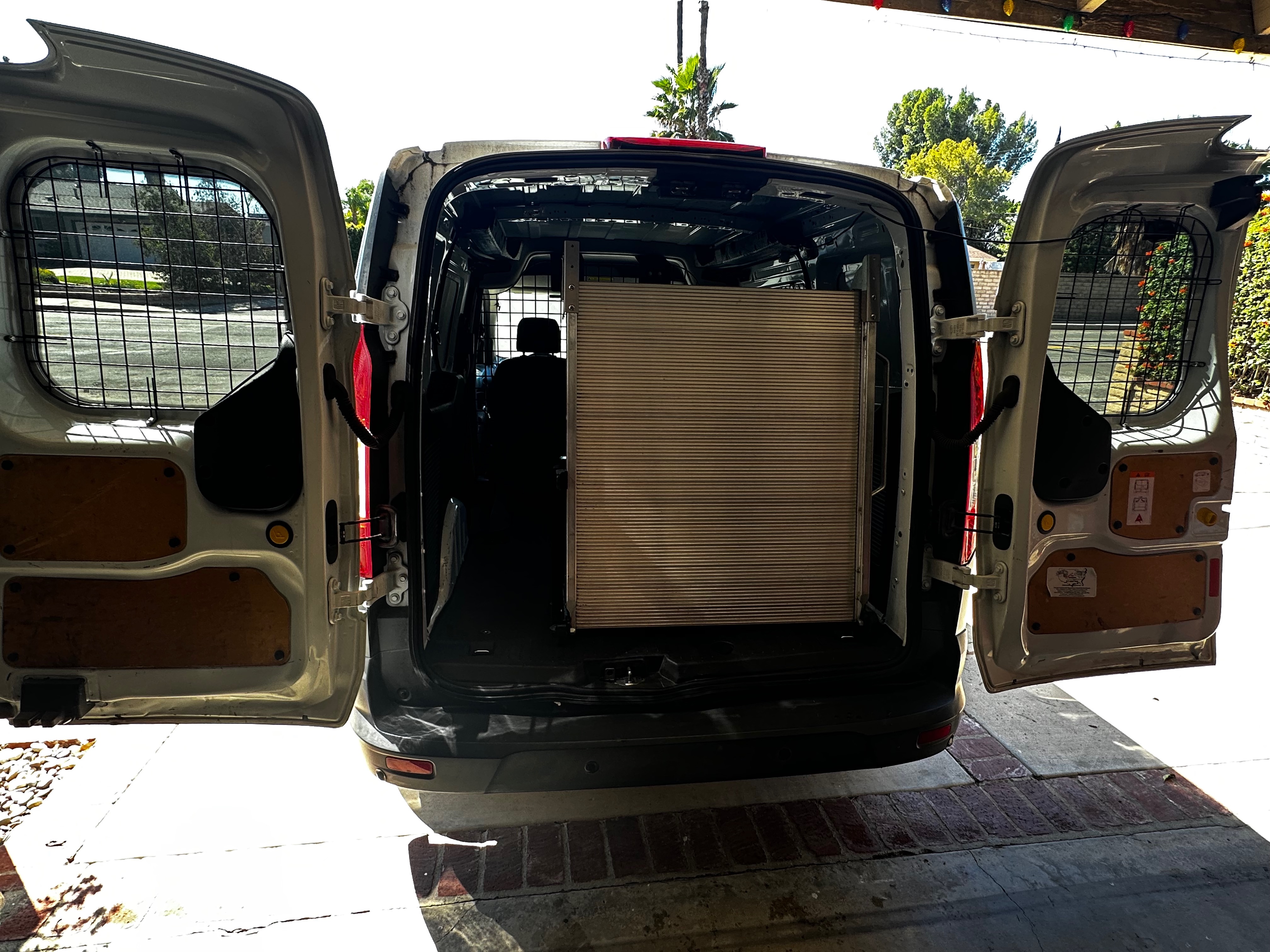 Used 2016 Ford Transit Connect XL FWD image 15