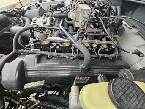 Used 2000 Ford Mustang GT image 17