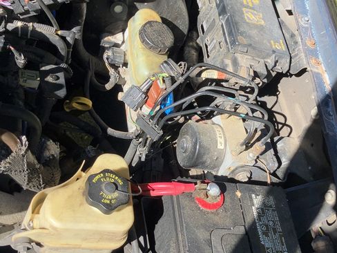 Used 2001 Ford Explorer Sport Trac 4x4 image 23