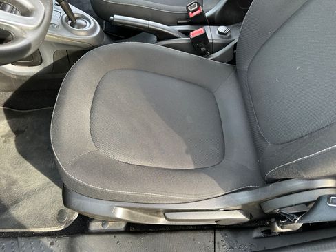 Used 2017 smart fortwo electric drive image 4