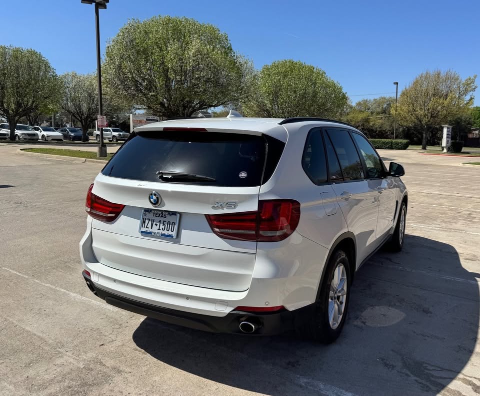 Used 2015 BMW X5 xDrive35i AWD/4WD image 9