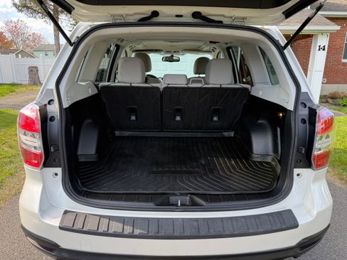 Used 2015 Subaru Forester 2.5i Premium w/ All-Weather Package AWD/4WD image 21