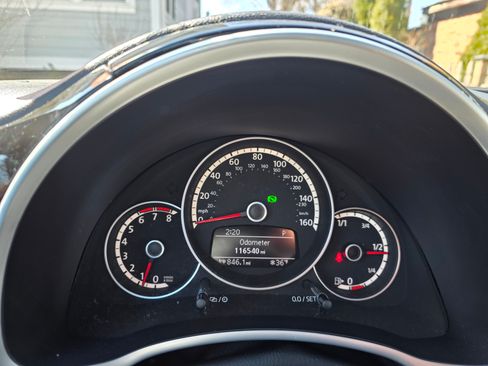 Used 2013 Volkswagen Beetle 2.5 Fender image 16