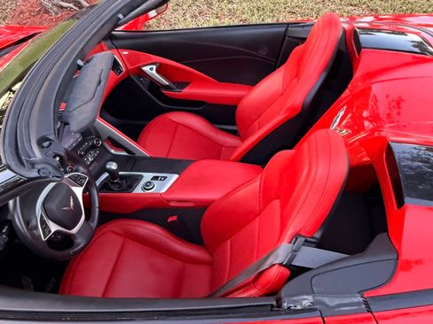 Used 2015 Chevrolet Corvette Stingray Z51 Convertible 2D w/ 3LT Preferred Equipment Group image 9