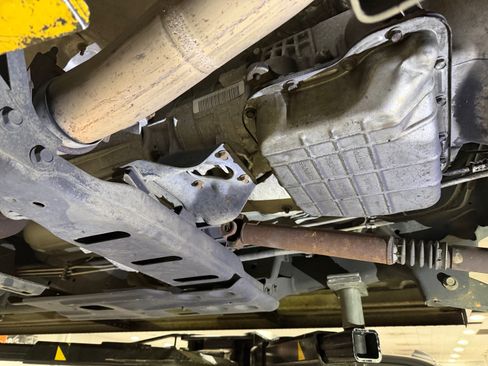 Used 2006 Dodge Ram 2500 Truck SLT image 18