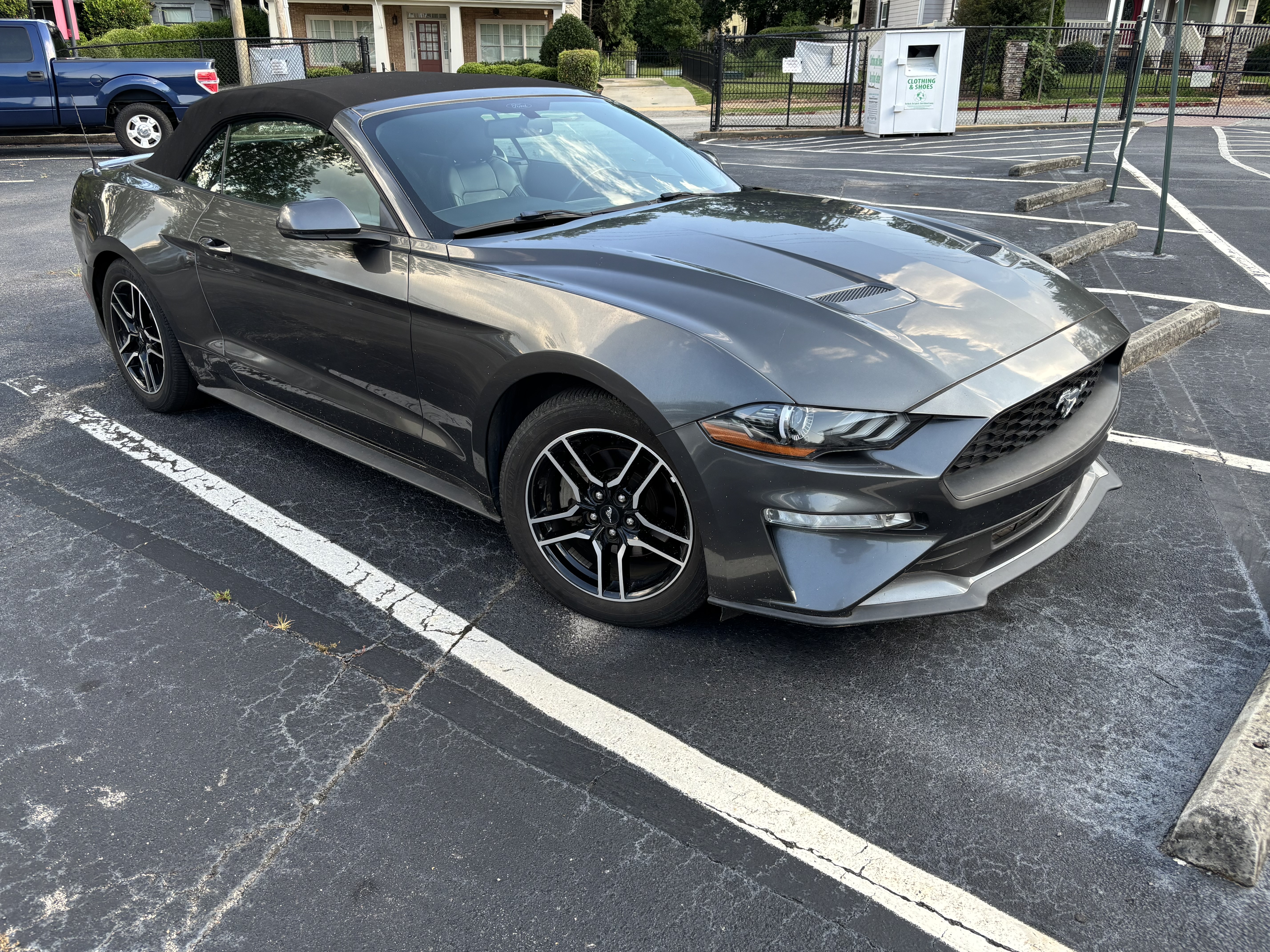 Used 2018 Ford Mustang Premium w/ Equipment Group 201A RWD image 1