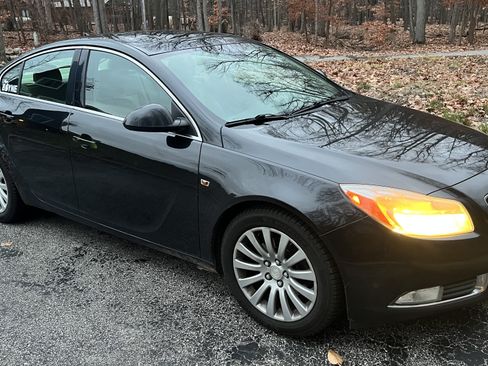 Used 2011 Buick Regal CXL Turbo w/ TO2 Preferred Equipment Group image 2