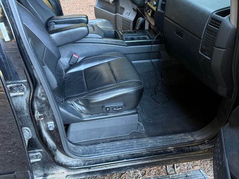 Used 2014 Nissan Titan PRO-4X image 21