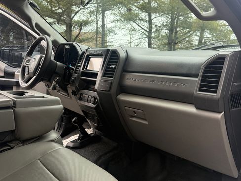 Used 2017 Ford F350 XL w/ Power Equipment Group image 27