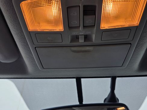 Used 2012 MAZDA MAZDA3 s Grand Touring w/ Tech Pkg image 18