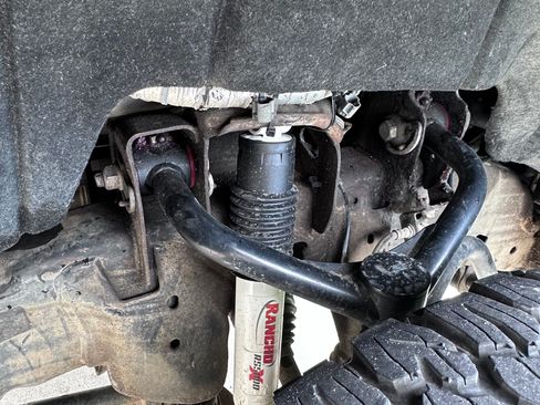 Used 2016 Chevrolet Silverado 2500 LT w/ LT Convenience Package image 16