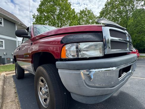 Used 1999 Dodge Ram 1500 Truck 4x4 Regular Cab image 24