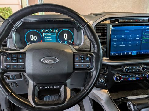 Used 2021 Ford F150 Platinum w/ Equipment Group 701A High image 8