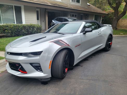 Used 2018 Chevrolet Camaro SS w/ Redline Edition image 2