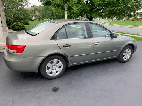 Used 2008 Hyundai Sonata GLS FWD image 1