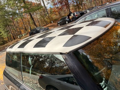 Used 2003 MINI Cooper Hardtop image 2