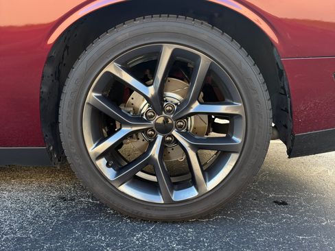 Used 2019 Dodge Challenger GT w/ Plus Package RWD image 19
