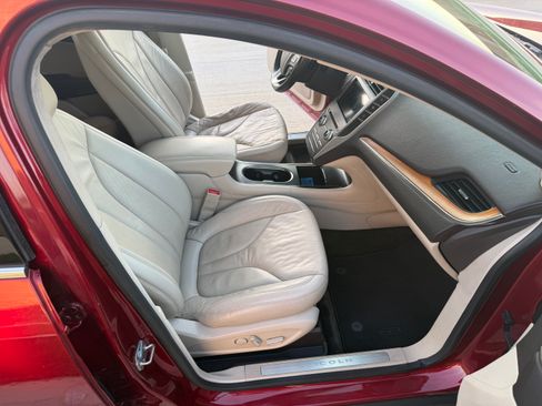 Used 2017 Lincoln MKC Select w/ Select Plus Package image 9