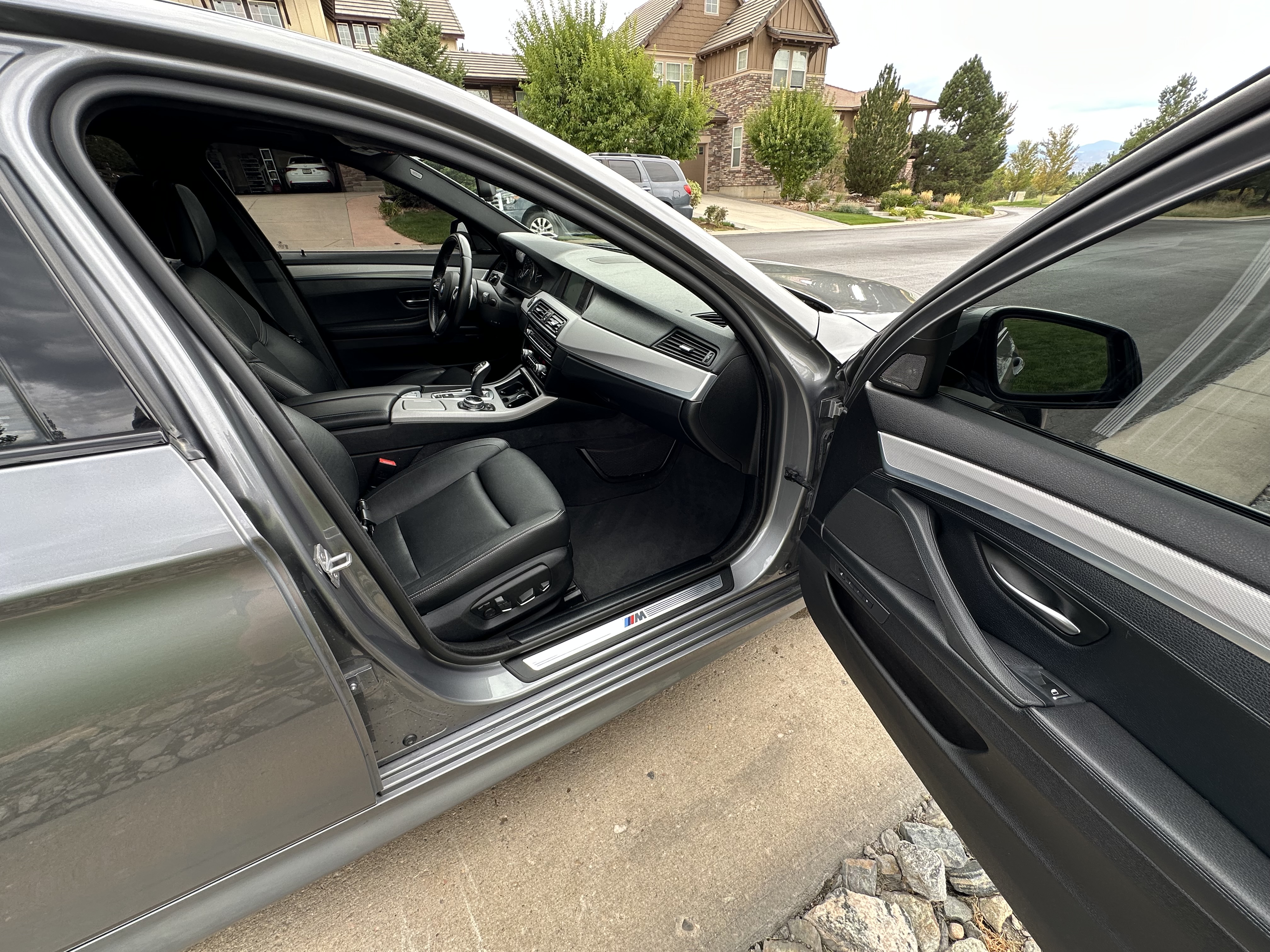 Used 2014 BMW 535i xDrive Sedan AWD/4WD image 11