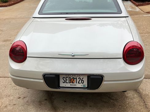 Used 2005 Ford Thunderbird 50th Anniversary image 6