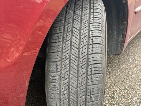 Used 2010 Toyota Sienna XLE Limited image 12