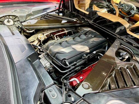 Used 2020 Chevrolet Corvette Stingray Premium Cpe w/ 3LT Preferred Equipment Group RWD image 28
