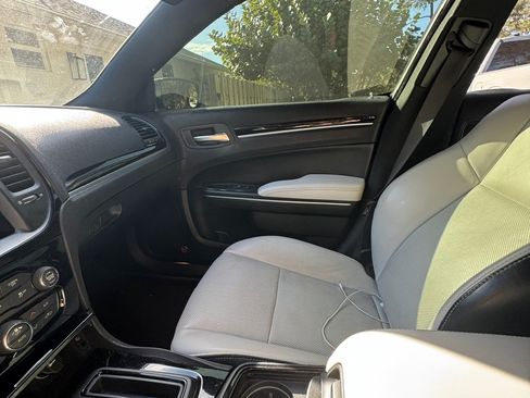 Used 2017 Chrysler 300 S w/ 300S Premium Group 2 image 24