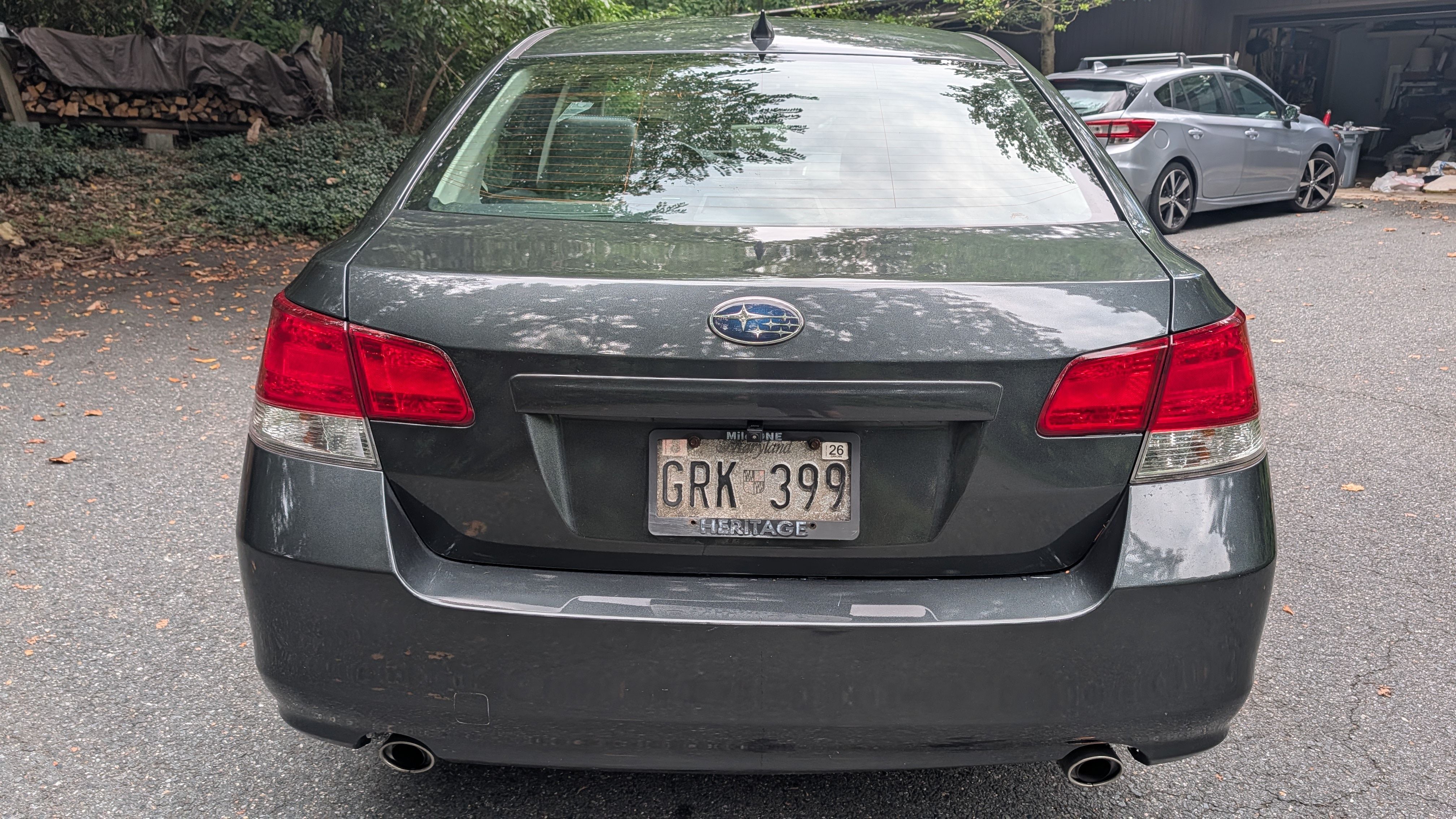 Used 2011 Subaru Legacy 2.5GT Limited AWD/4WD image 2