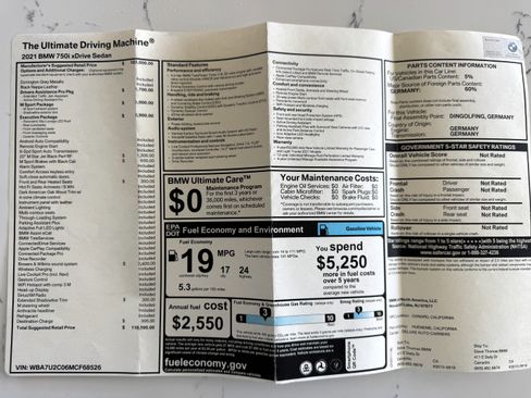 Used 2021 BMW 750i xDrive w/ Executive Package image 12